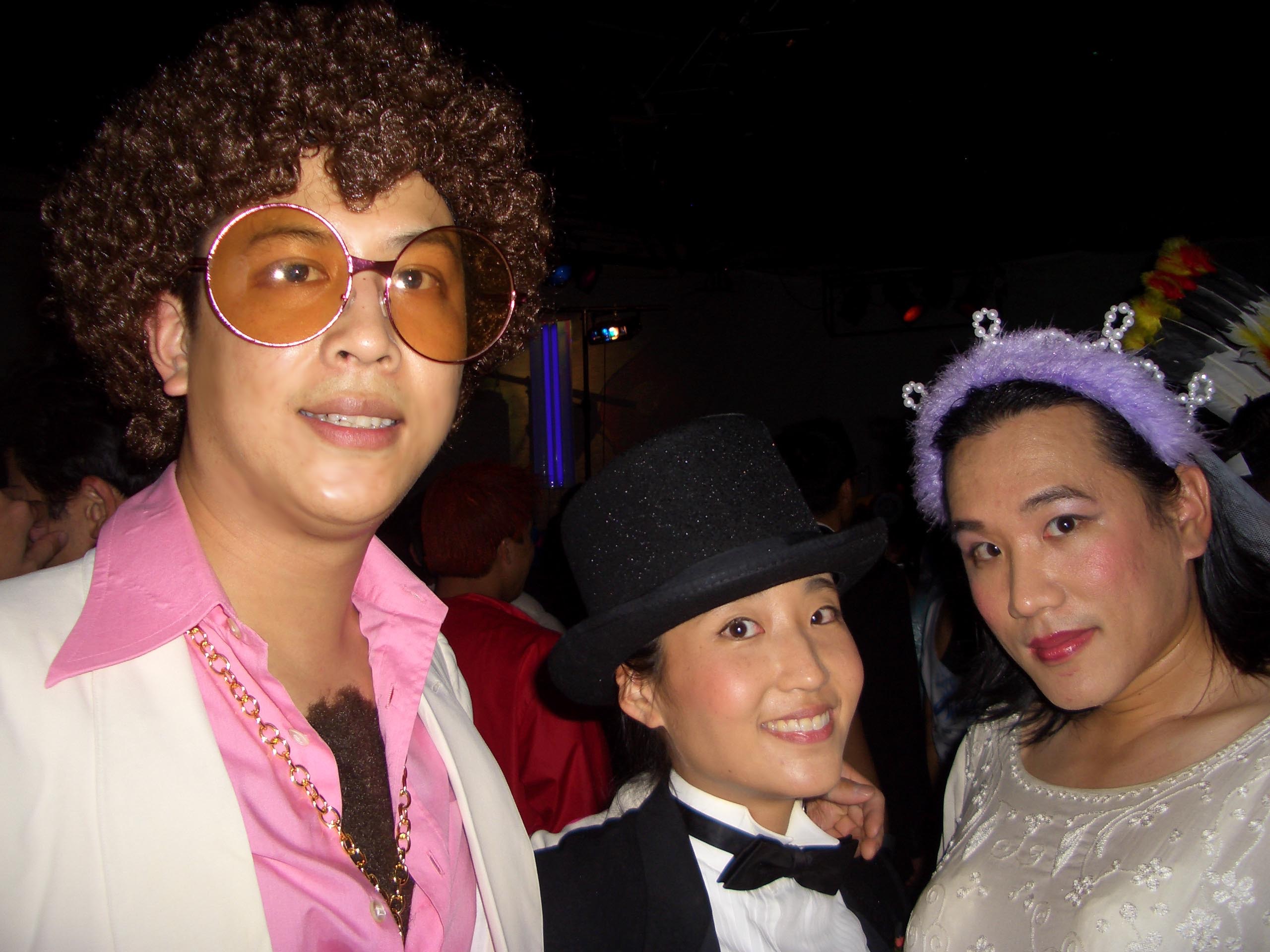 Photograph 2 from Crazy Rotten Tomatoes Halloween Parties